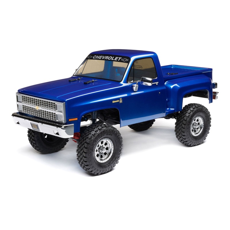 Axial SCX10 III Base Camp 82 Chevy K10 RTR AXI03030 Blue