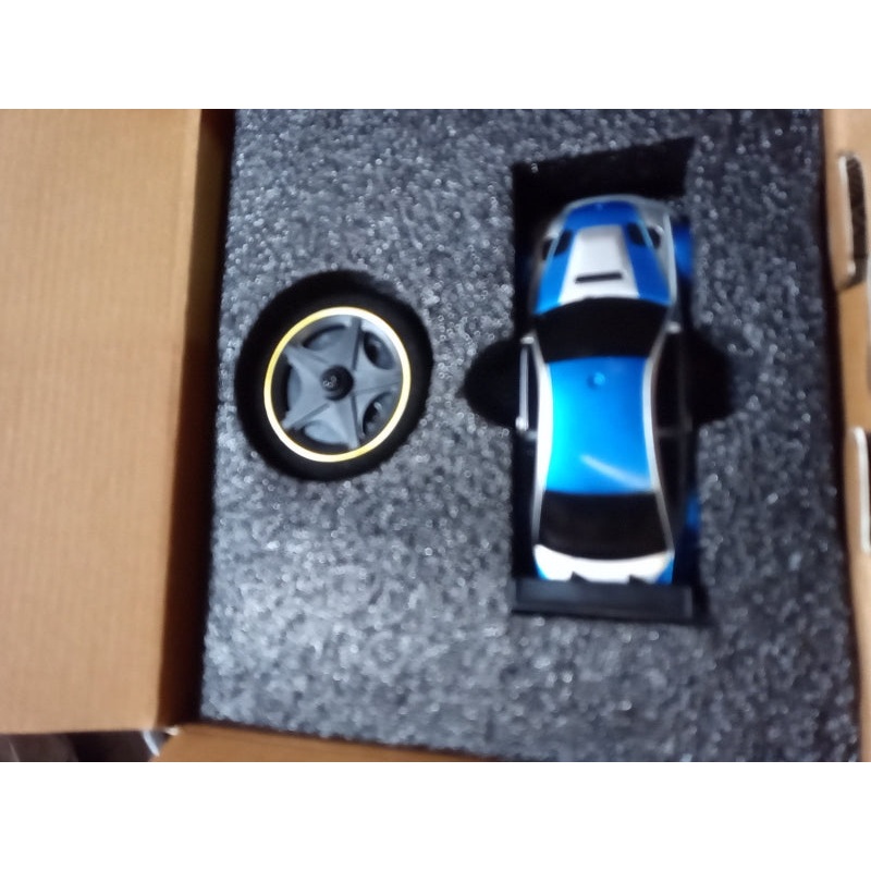 Second Hand US STOCK RC 1/43 Scale Ready to Go Race Car Remote Control Drift Car 4WD Mini Toy Lights
