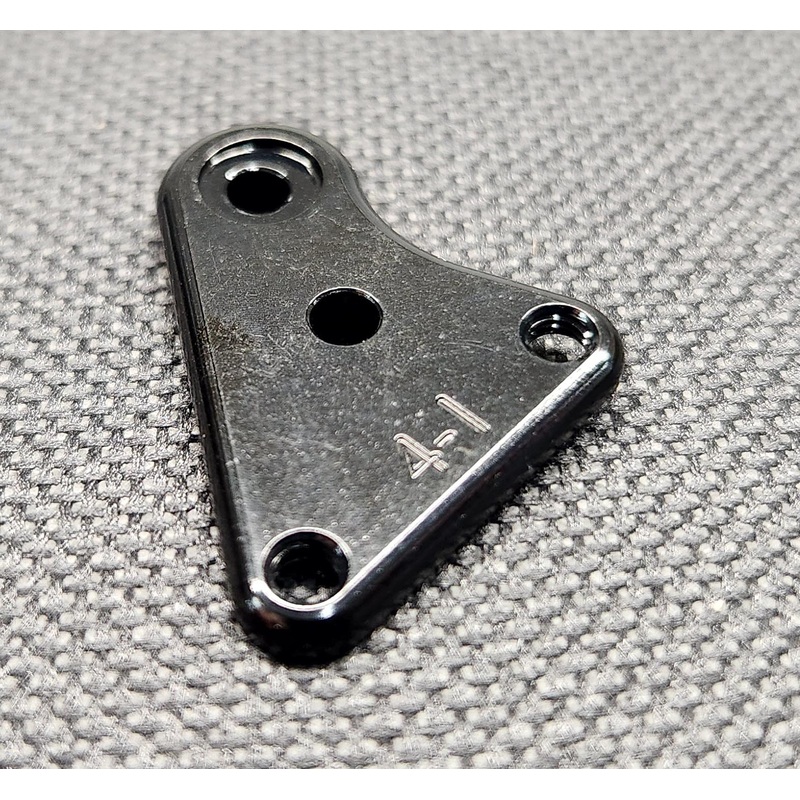 3041 Team CRC  4-1 Caster/Camber Plate-Right only