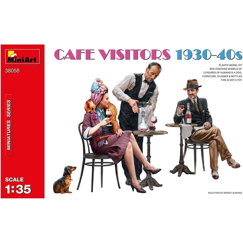 MINIART 1/35 Cafe Visitors 1930-40’s
